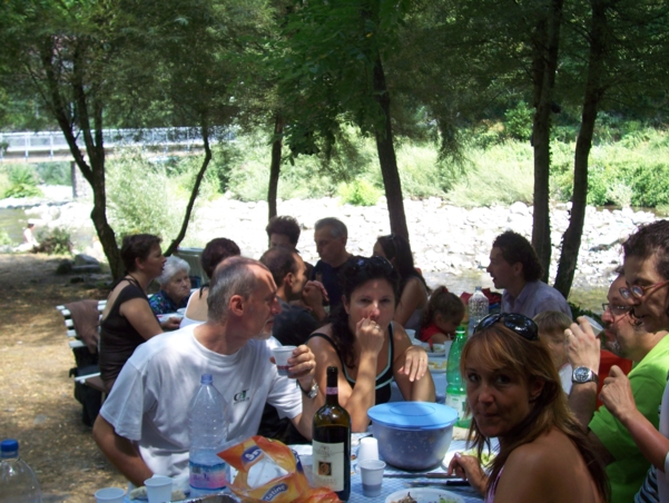  Image name: Estate17.jpg 
 width: 601 pixel 
 height: 452 pixel 
 Size: 267450 bytes 
 Click to enlarge 